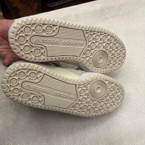 Adidas Forum Mid Cloud White Women's sz 6 US NWOB HQ9949 - Picture 10 of 14